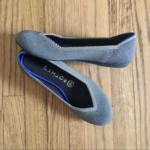 Rothys Grey Birdseye Flat, size 7